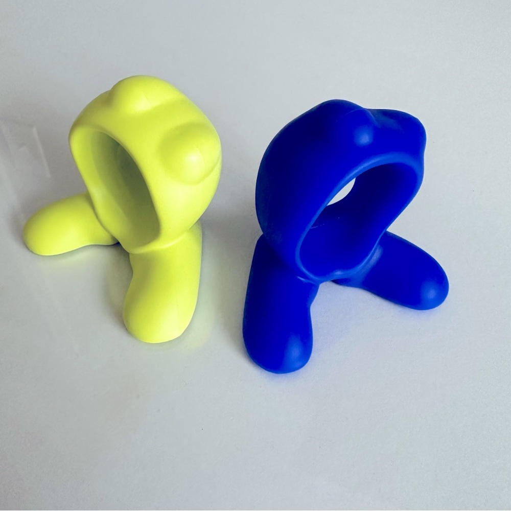 Vintage - Never Used Alessi Luca A Little Monster Napkin Rings, Blue and Yellow